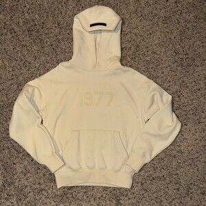 Essentials Fear Of God Hoodie 1977 Egg Shell Kids Size Small 6/7 Authentic